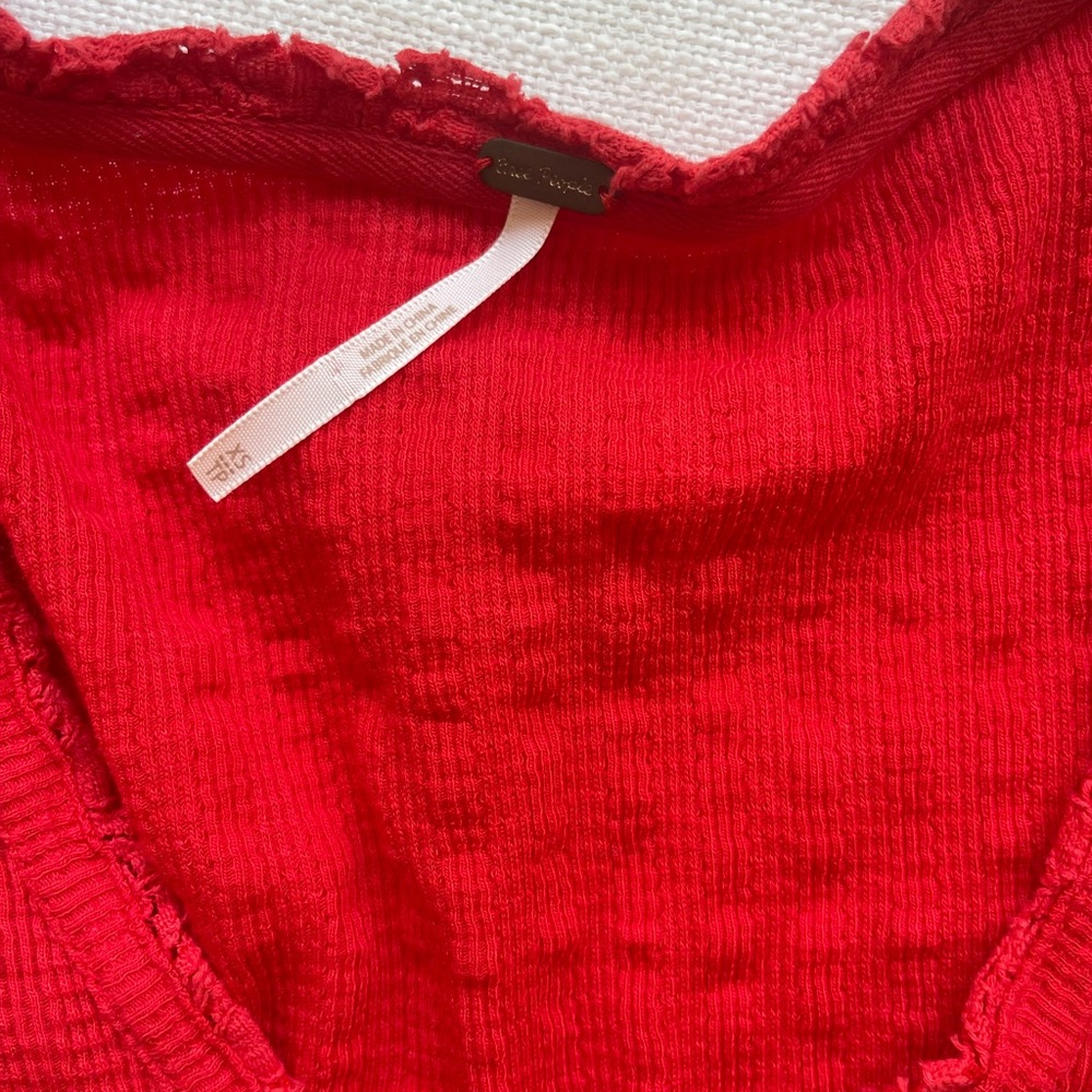 Free People Ruffle Sleeve Top Eyelet - Picture 2 of 3